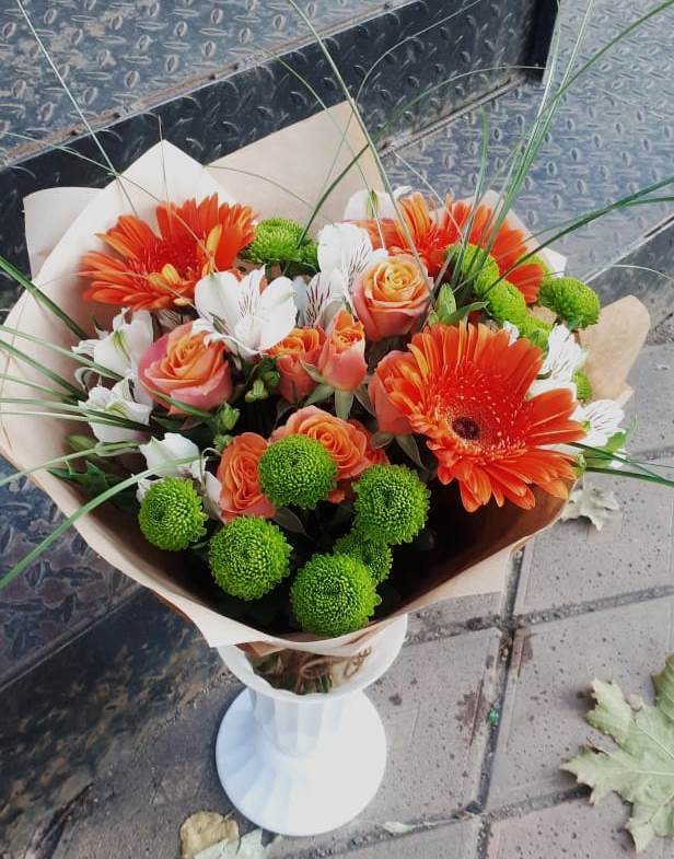 Букет цветов из: Герберы, Хризантемы, Альстромерии и Розы в Тайге