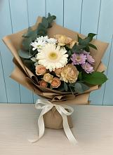 Букет цветов из:  Герберы и Хризантемы #REPLACE_PRED# Тайге