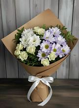 Букет цветов из:  Хризантемы и Розы в Тайге